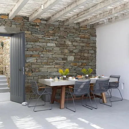House G In Tinos