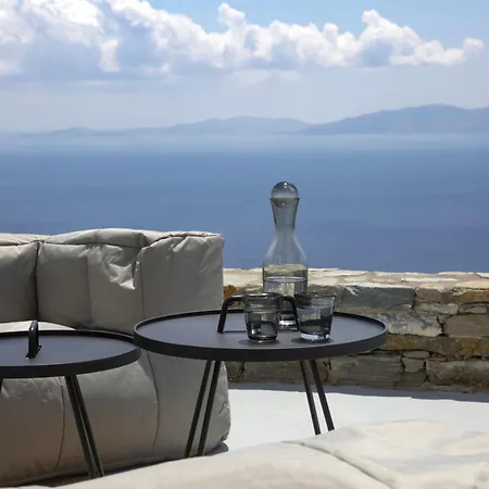 House G In Tinos Kardhianí