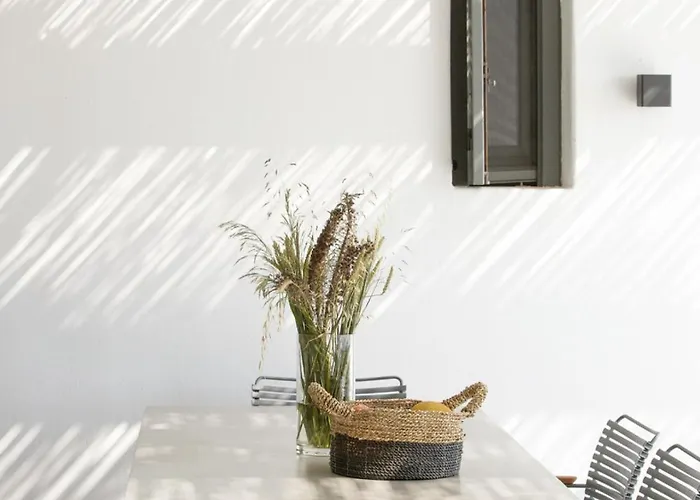 House G In Tinos Kardhianí